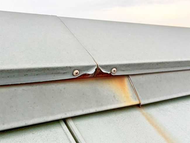 塩ビシート貼り付帯部の錆・劣化対策